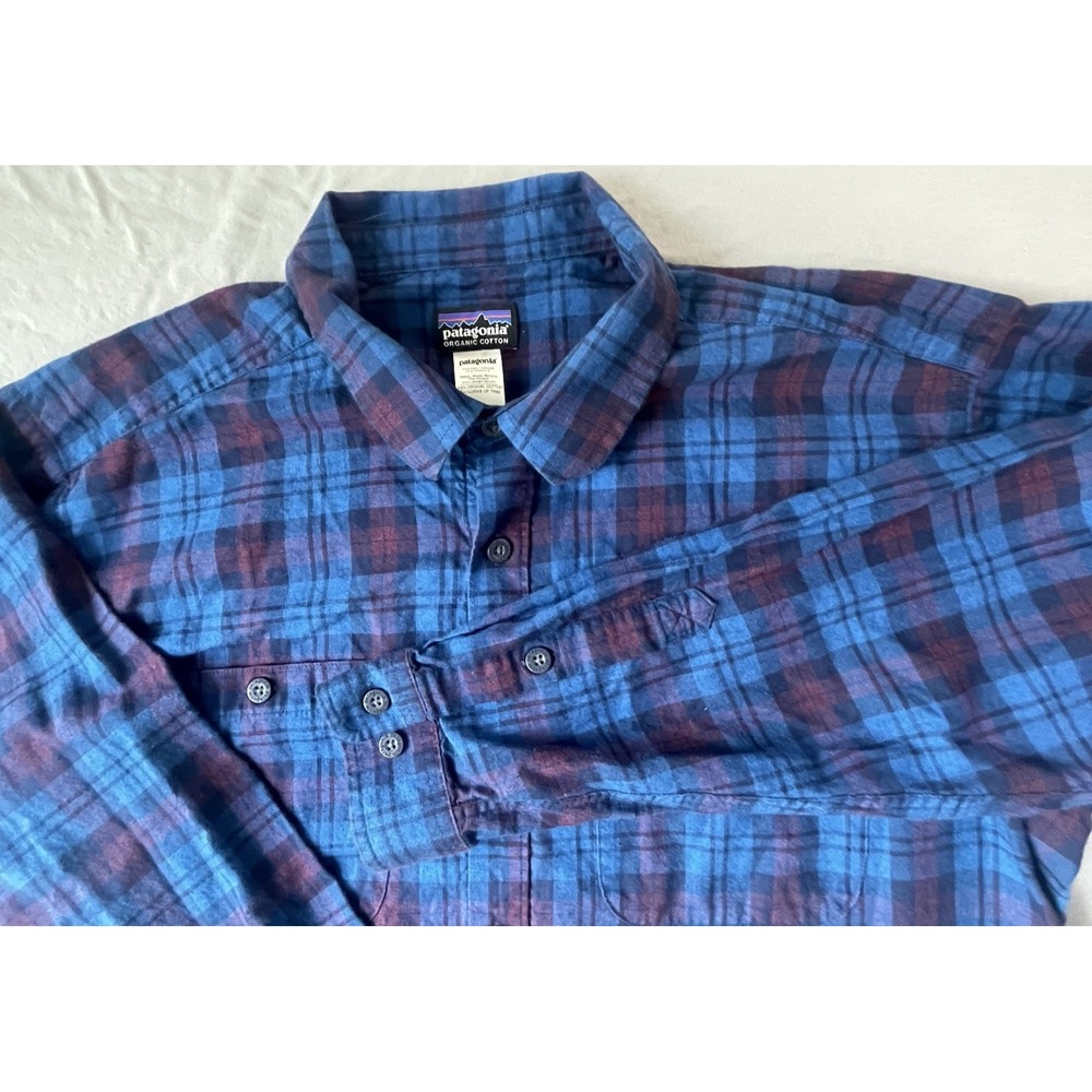 Patagonia Mens L Blue Plaid Flannel Button Up Long Sleeve Organic Cotton Rustic